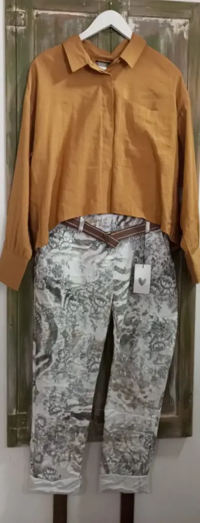 Camisa tostada